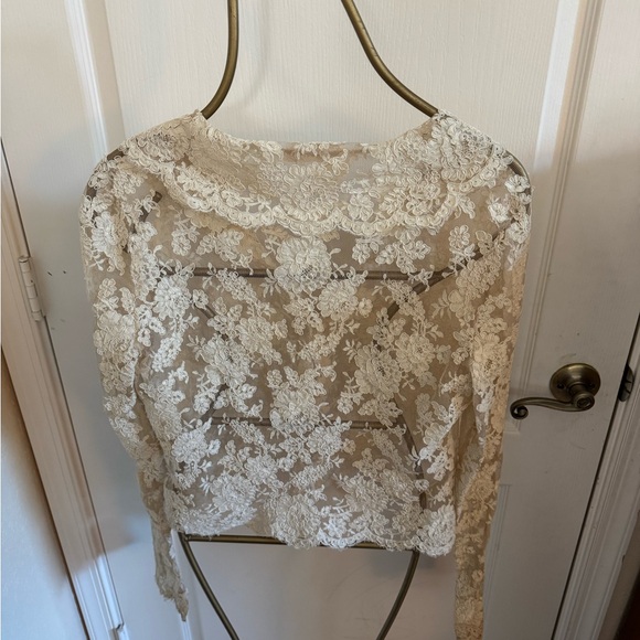 Valentino Soft White Lace Top - Picture 5 of 10